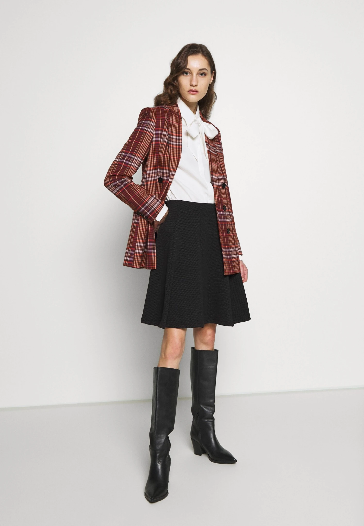 Anna Field Basic Mini A-Line Skirt - Minijupe - Black 2 Anna Field Basic Mini A-Line Skirt - Minijupe - Black – Image 2