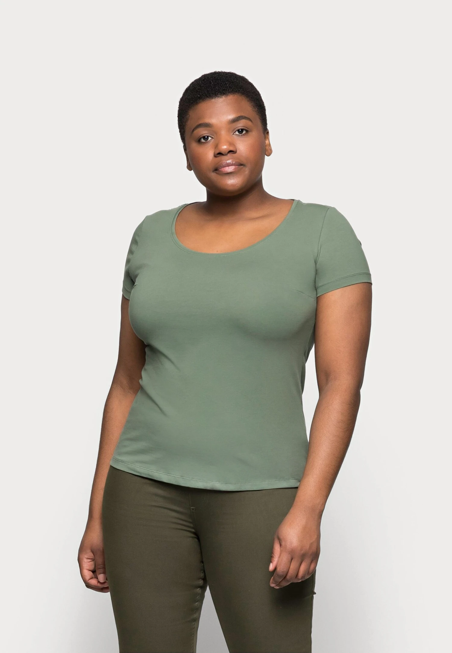 3Er Pack - T-Shirt Basique - Blue/Green/Black 7 3Er Pack - T-Shirt Basique - Blue/Green/Black – Image 7