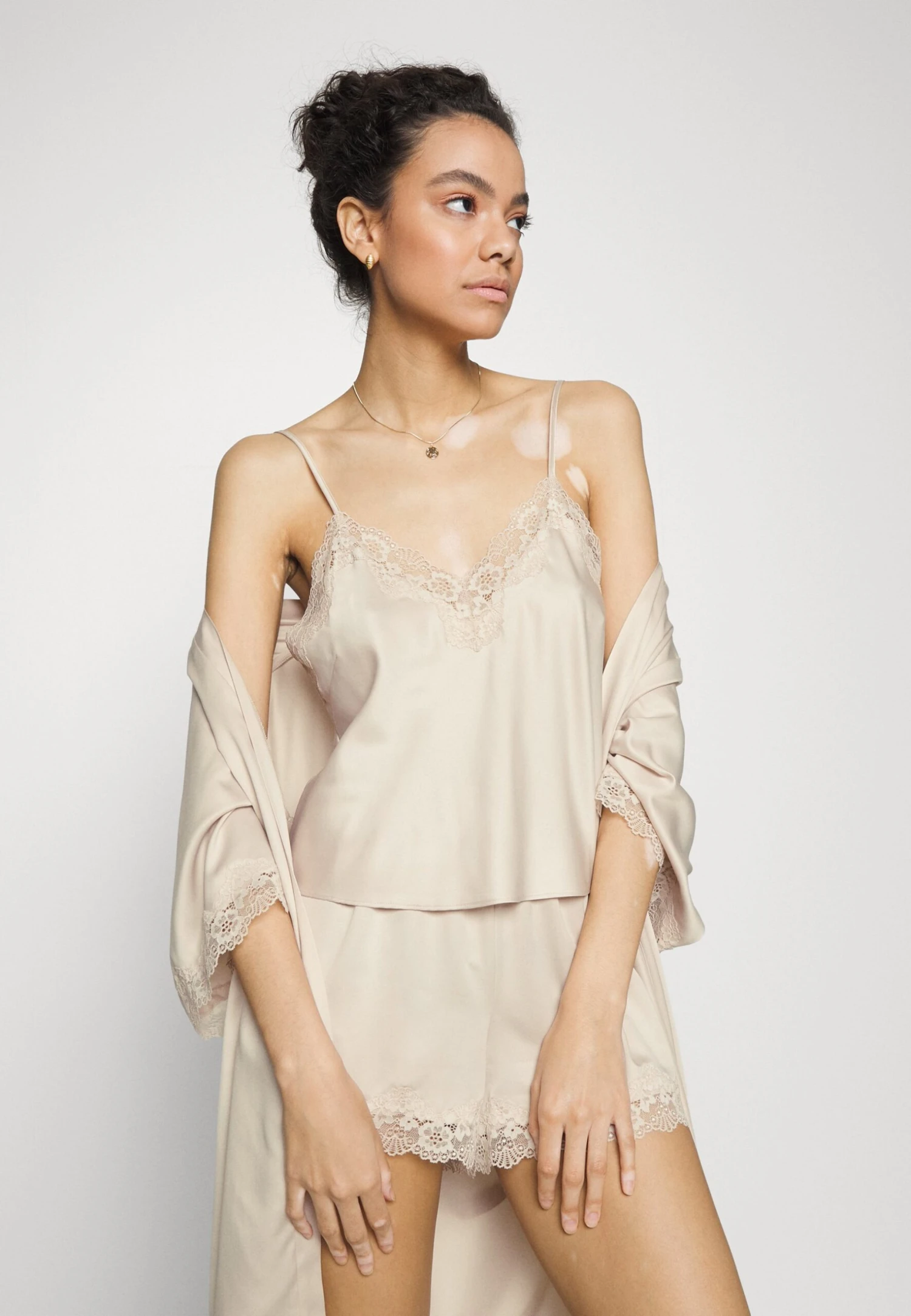 Anna Field Chemise De Nuit / Nuisette - Off-White 4 Anna Field Chemise De Nuit / Nuisette - Off-White – Image 4