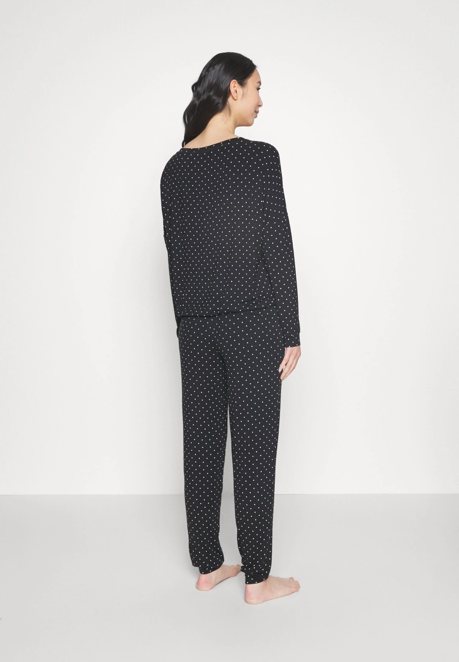 Anna Field Pyjama - Black/White 3 Anna Field Pyjama - Black/White – Image 3