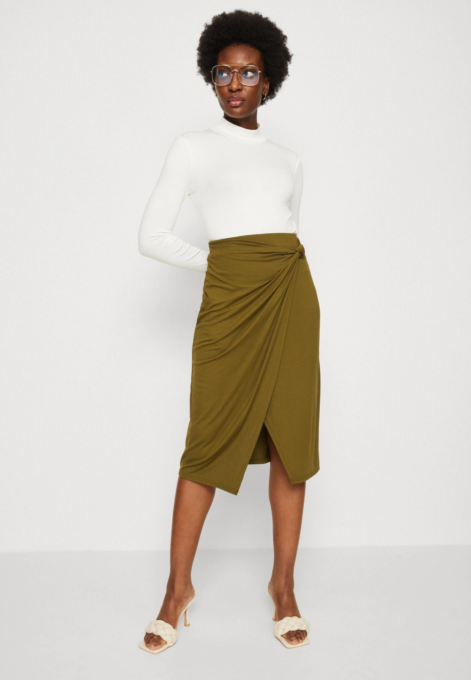 Anna Field Front Knot Midi Skirt - Jupe Crayon - Khaki 4 Anna Field Front Knot Midi Skirt - Jupe Crayon - Khaki – Image 4