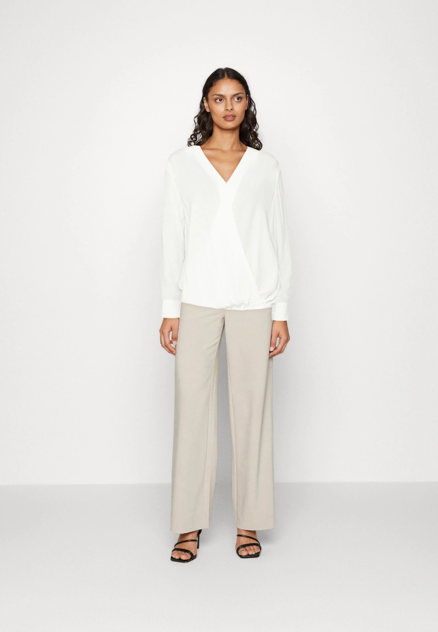 Anna Field Blouse - Off-White 2 Anna Field Blouse - Off-White – Image 2