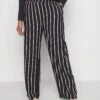 Wide Leg Pant - Pantalon Classique - Dark Blue/Brown/White