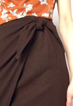 Anna Field Jupe Trapèze - Brown 13 Anna Field Jupe Trapèze - Brown -Anna Field Soldes Boutique 5c70edfefe344ee7b314b8db6fcd3ab3