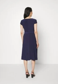 Anna Field Robe En Jersey - Dark Blue 8 Anna Field Robe En Jersey - Dark Blue -Anna Field Soldes Boutique 6ebf188eceda4e02a96511a0760c091b