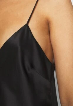 Anna Field Simple Satin Short Set - Pyjama - Black -Anna Field Soldes Boutique 8f329bfd957241829840ac04de151b7c