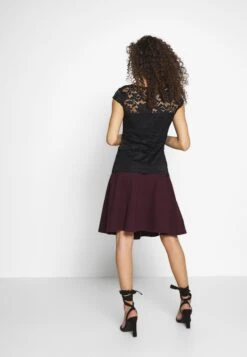 Jupe Trapèze - Winetasting -Anna Field Soldes Boutique 8f766584be6a4cec936a188a3c5e2c77