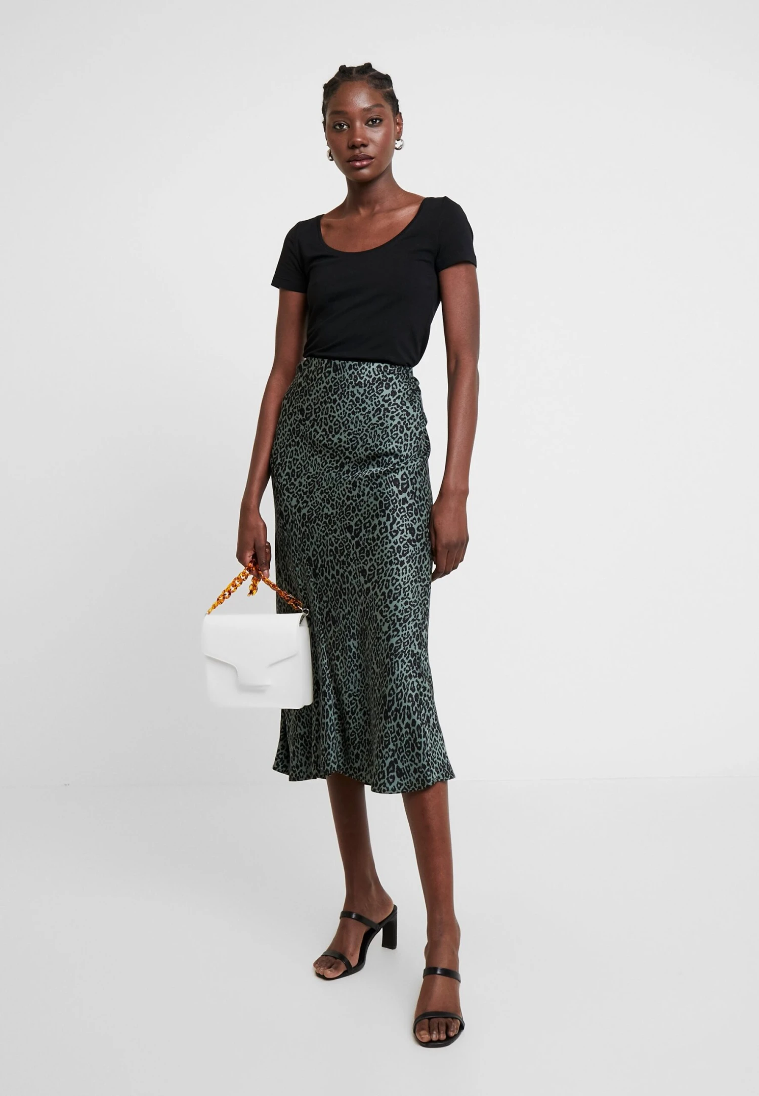 Anna Field 2 Pack - T-Shirt Basique - Black 2 Anna Field 2 Pack - T-Shirt Basique - Black – Image 2