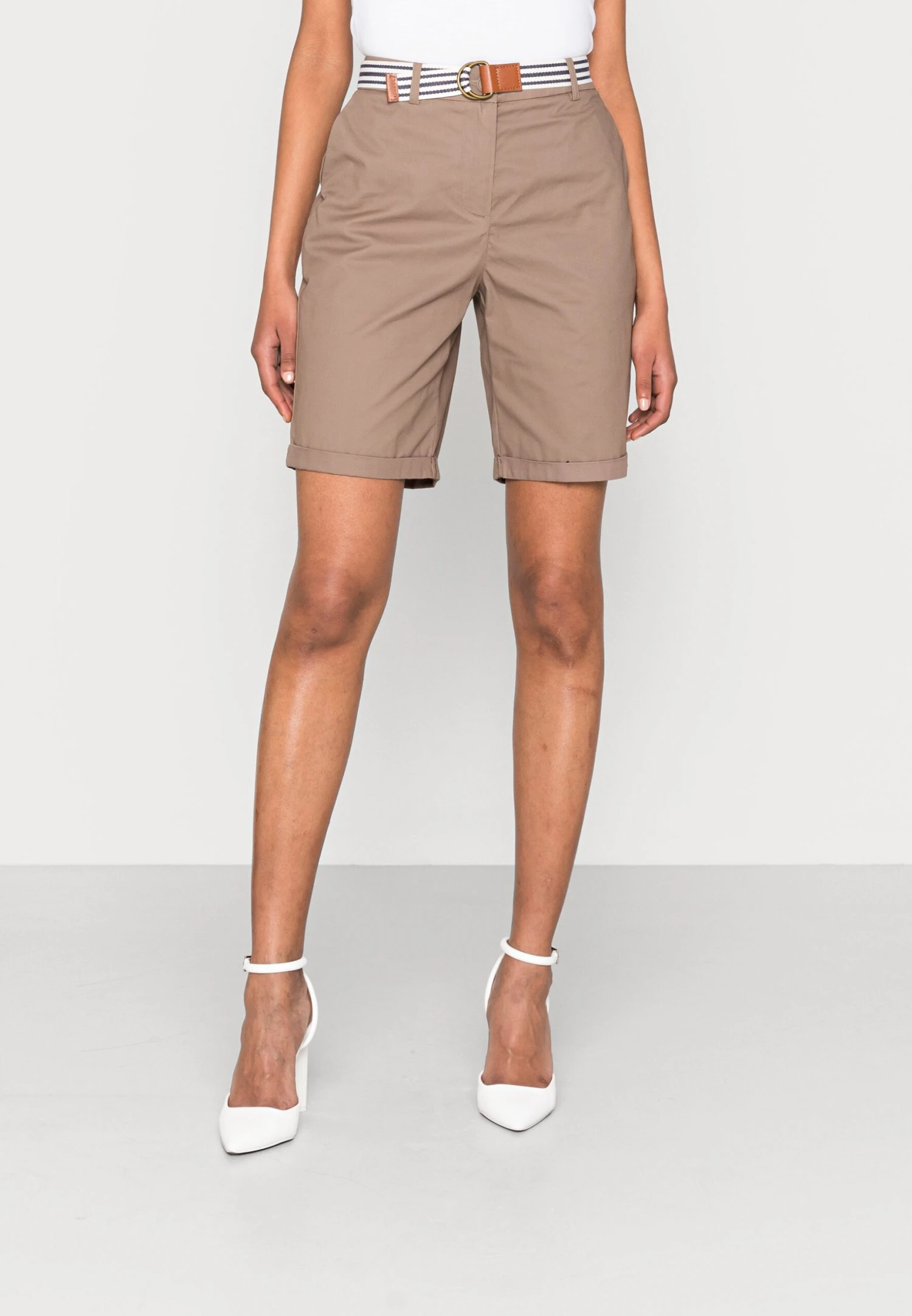 Anna Field Short - Taupe 1 Anna Field Short - Taupe