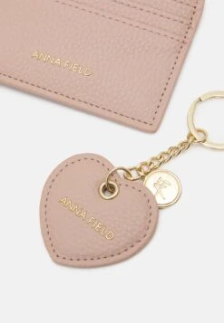 Anna Field Set - Étui Pour Cartes De Visite - Nude 8 Anna Field Set - Étui Pour Cartes De Visite - Nude -Anna Field Soldes Boutique b60ebf51b23e48998461c47b37650bc6