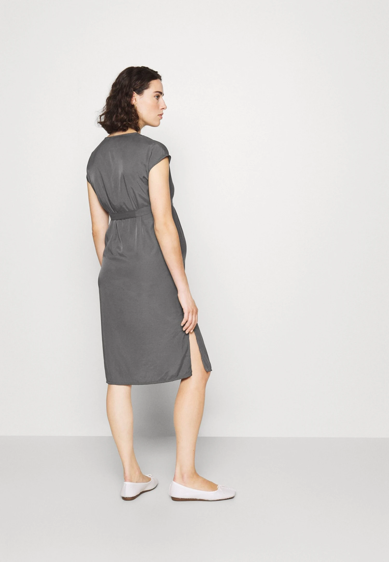 Mama Blouse Dress - Robe De Jour - Khaki 3 Mama Blouse Dress - Robe De Jour - Khaki – Image 3