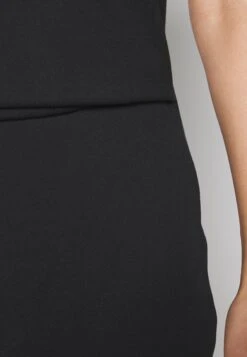 Drapped Neckline Smart Bodycon Sleeveless Mini Dress - Robe En Jersey - Black 11 Drapped Neckline Smart Bodycon Sleeveless Mini Dress - Robe En Jersey - Black -Anna Field Soldes Boutique c5a8b3e2405f4b72b874a59f71d5803b