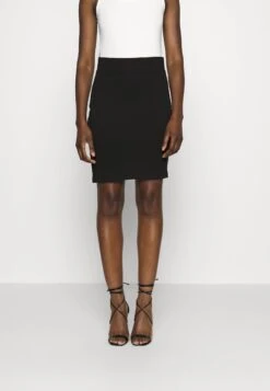 Anna Field 2Pack - Minijupe - Black/Khaki -Anna Field Soldes Boutique c89bf4976c7b4807afc32145d3e4fe3b