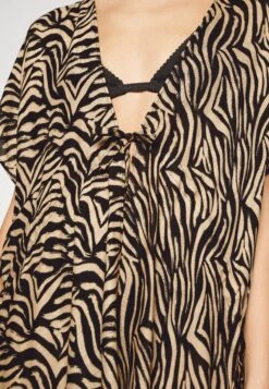 Anna Field Printed Short Kimono / 606 - Khaki_003 - Off-White - Accessoire De Plage - Black/Tan -Anna Field Soldes Boutique cbb738f4c85b498492a5a88783fde557