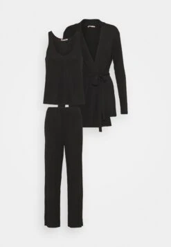 Anna Field 3 Piece Jersey - Pyjama - Black 12 Anna Field 3 Piece Jersey - Pyjama - Black -Anna Field Soldes Boutique cca80f6d87e14a8cb955af6b73aa5632