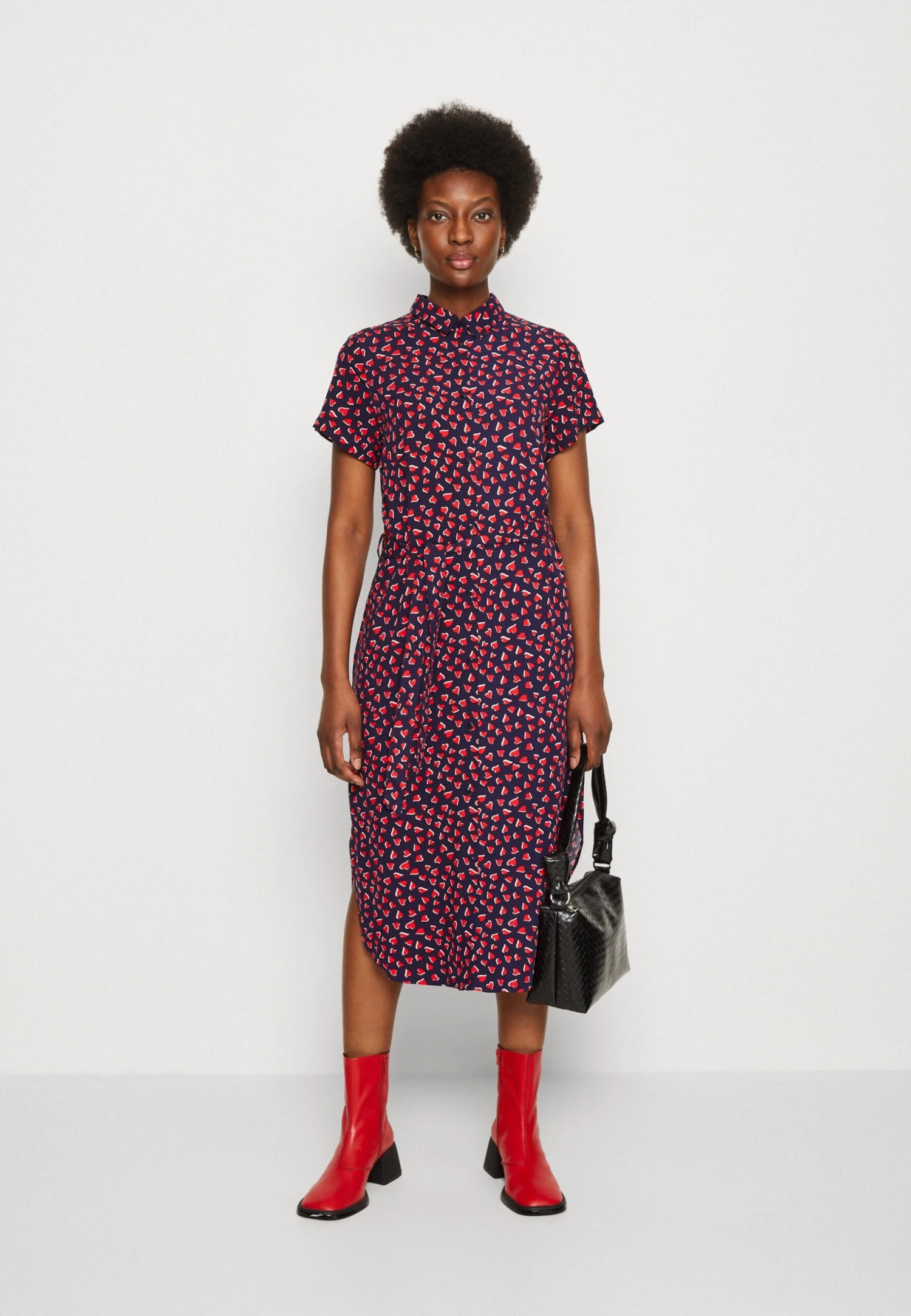 Anna Field Robe Chemise - Dark Blue/Red 2 Anna Field Robe Chemise - Dark Blue/Red – Image 2