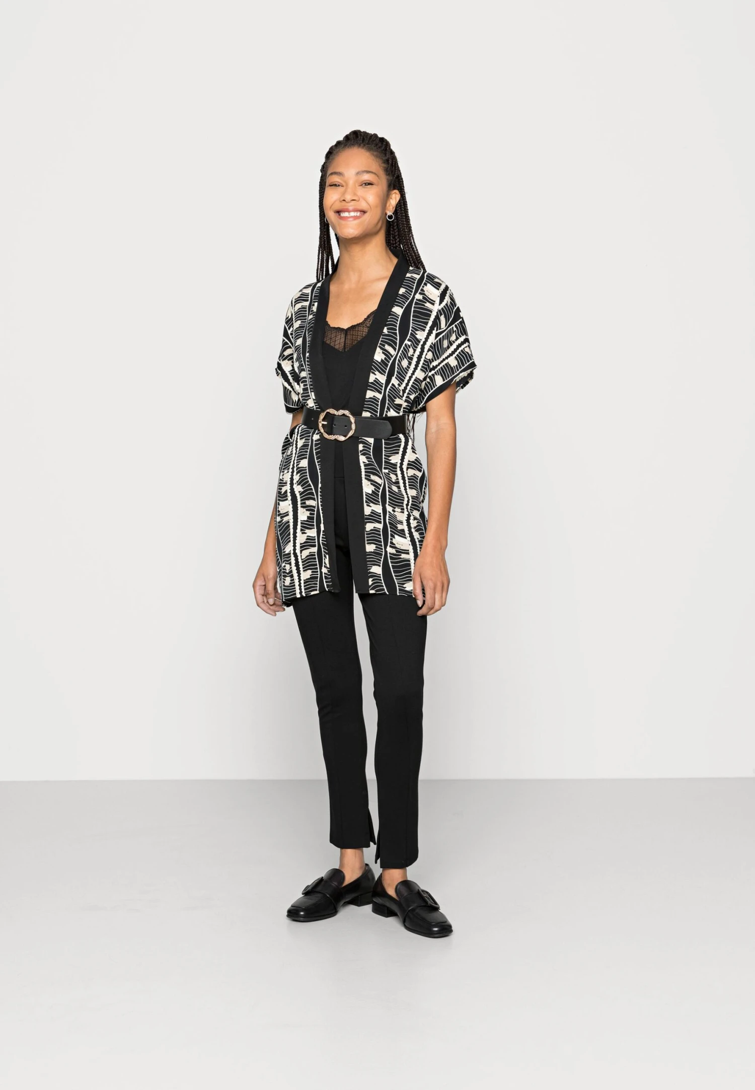 Anna Field Summercape - Tunique - Black 2 Anna Field Summercape - Tunique - Black – Image 2