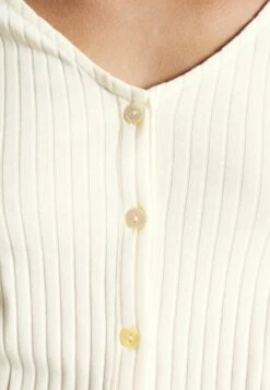 Anna Field Gilet - 003 - Off-White 11 Anna Field Gilet - 003 - Off-White -Anna Field Soldes Boutique ec63ca4e44ef4420a21f32bd2a34b4fa