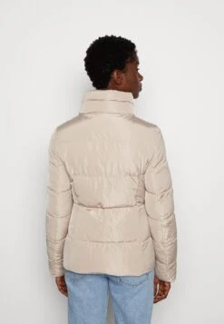 Anna Field Veste D'Hiver - Light Brown 8 Anna Field Veste D'Hiver - Light Brown -Anna Field Soldes Boutique ed556f4ce8794967b12581dbb9675942