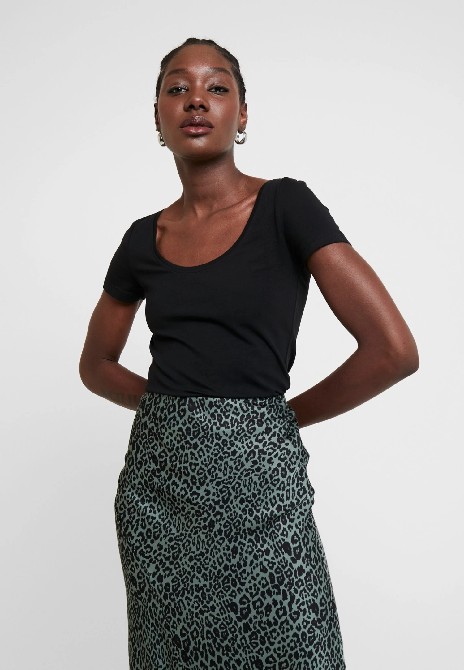 Anna Field 2 Pack - T-Shirt Basique - Black 3 Anna Field 2 Pack - T-Shirt Basique - Black – Image 3